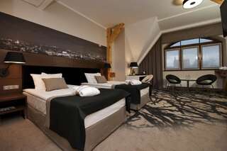 Отель Mercure Bydgoszcz Sepia Быдгощ Улучшенный двухместный номер с 2 отдельными кроватями-1